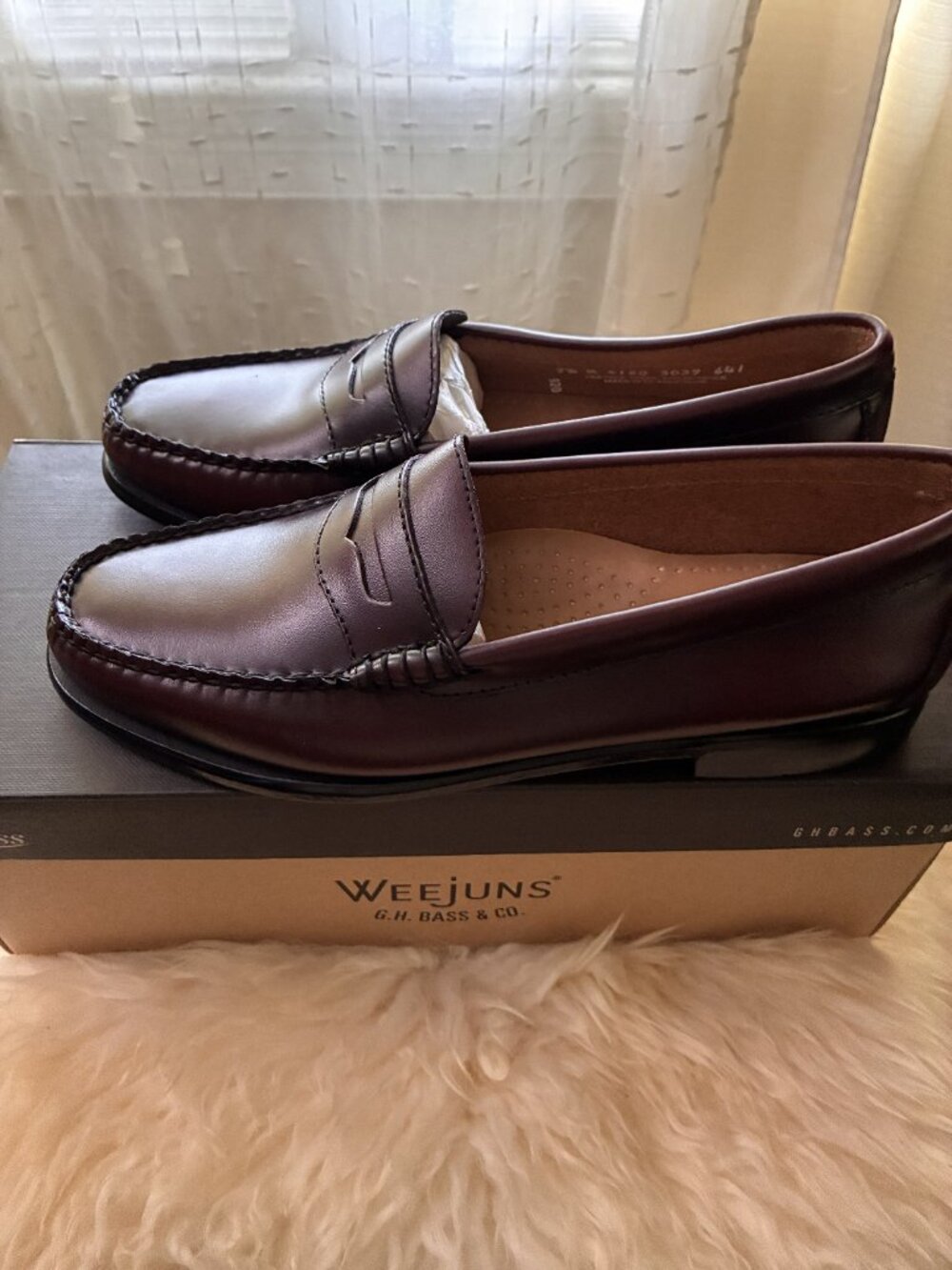 G.H. Bass Weejuns Diane Penny Loafers 7.5 NWB Discontinued Style